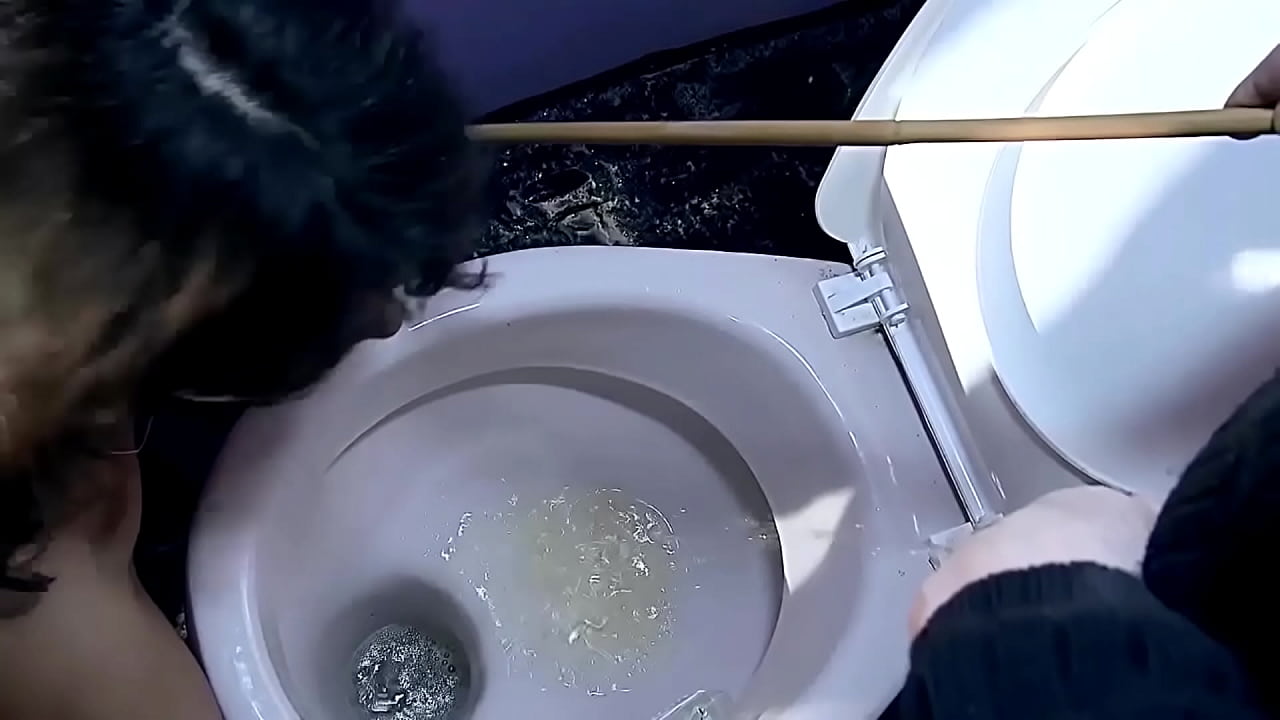 Nire sexu esklabo pribatu zoragarria Melanie Memphis. Nire esklabo gogokoena da, errugabea dirudi, gaztea, sexu analekoa, rol-jokoak, eta nahi dudanean erabil dezaket. 1. zatia.